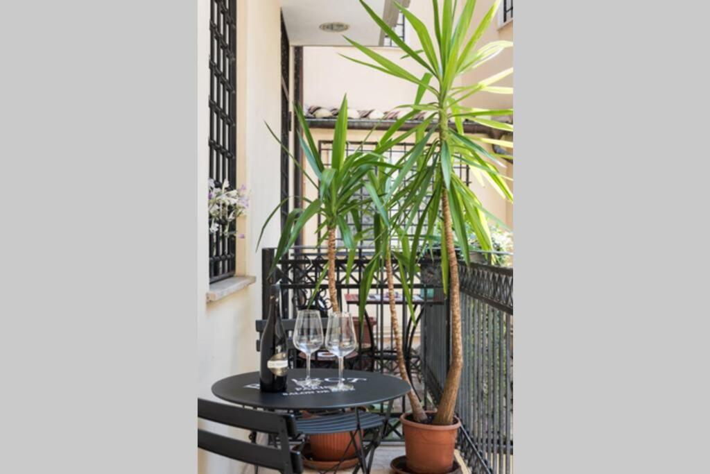 Lovely Colosseum Loft Apartment Rome Exterior photo